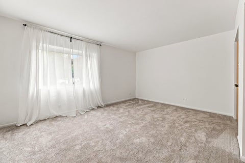 Tiny photo for 1025 S Fernandez Avenue #1S, Arlington Heights, IL 60005 (MLS # 12666152)