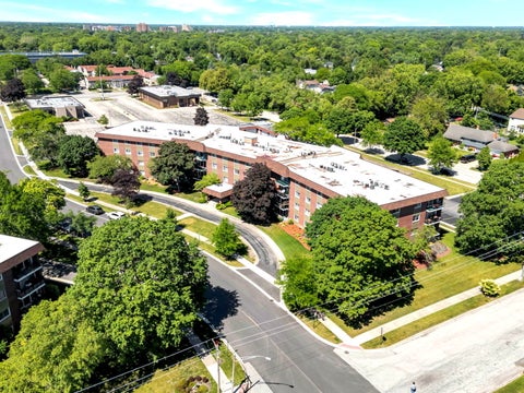 Tiny photo for 1025 S Fernandez Avenue #1S, Arlington Heights, IL 60005 (MLS # 12666152)