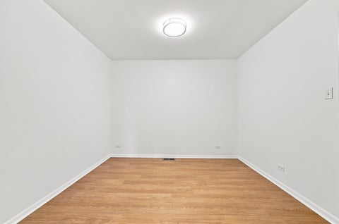 Tiny photo for 1025 S Fernandez Avenue #1S, Arlington Heights, IL 60005 (MLS # 12666152)
