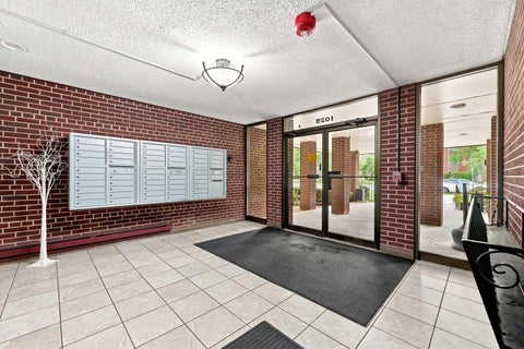 Tiny photo for 1025 S Fernandez Avenue #1S, Arlington Heights, IL 60005 (MLS # 12666152)