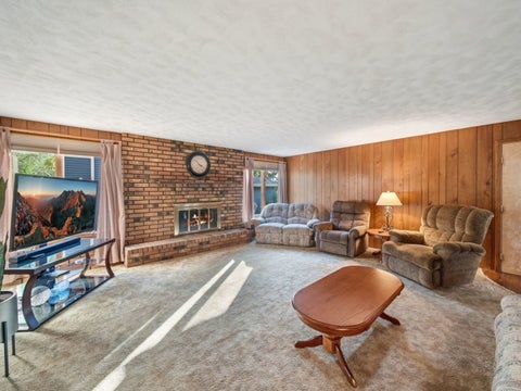 Tiny photo for 1011 Iroquois Drive, Elgin, IL 60123 (MLS # 12774944)