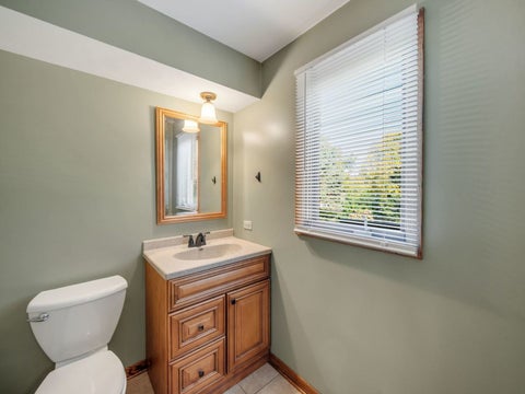 Tiny photo for 1011 Iroquois Drive, Elgin, IL 60123 (MLS # 12774944)
