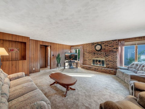 Tiny photo for 1011 Iroquois Drive, Elgin, IL 60123 (MLS # 12774944)