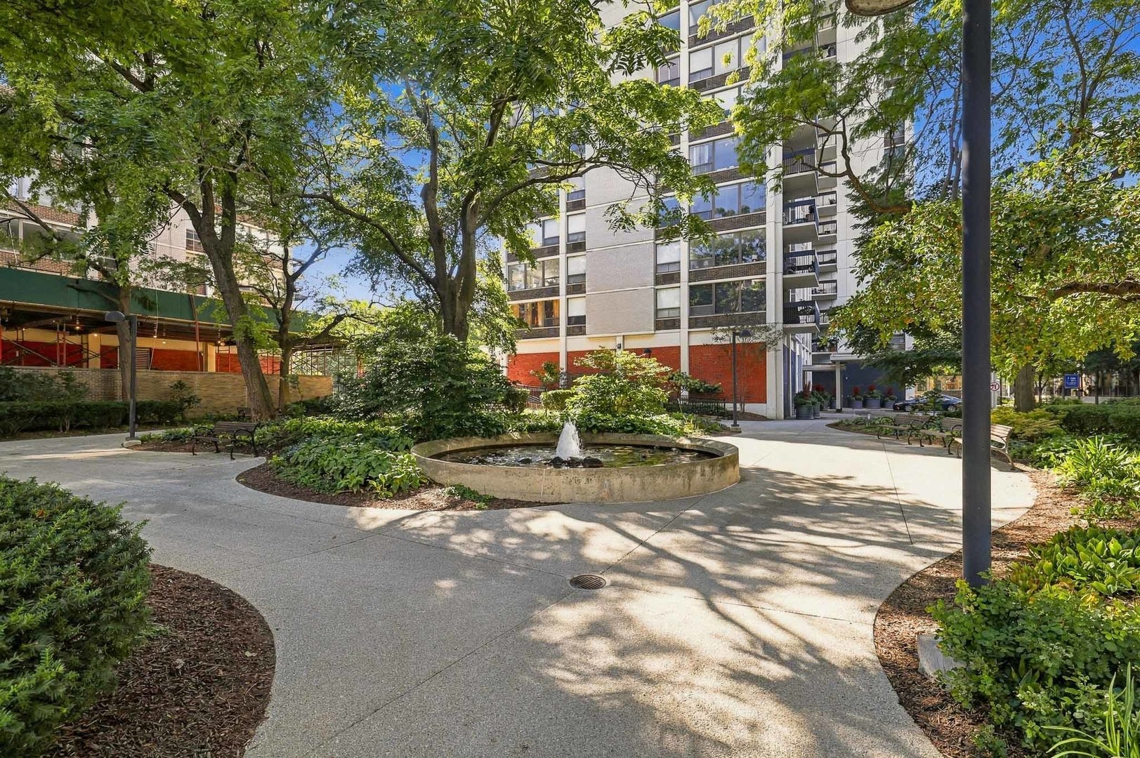 1460 N Sandburg Terrace 1110