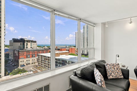 Tiny photo for 1460 N Sandburg Terrace #1110, Chicago, IL 60610 (MLS # 12772037)