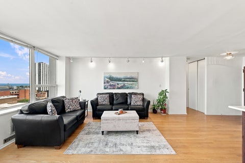 Tiny photo for 1460 N Sandburg Terrace #1110, Chicago, IL 60610 (MLS # 12772037)