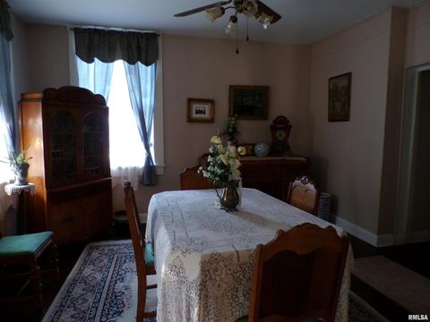 Tiny photo for 410 S Saint Louis Street, Sparta, IL 62286 (MLS # EB458832)