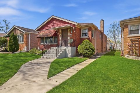 Tiny photo for 10140 S Washtenaw Avenue, Chicago, IL 60655 (MLS # 12630251)