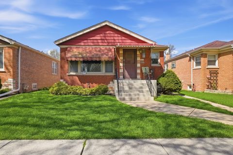 Photo of 10140 S Washtenaw Avenue, Chicago, IL 60655 (MLS # 12630251)