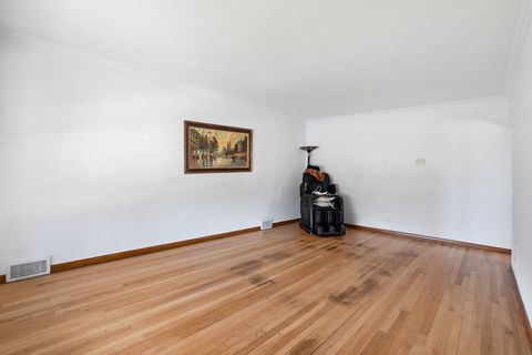Tiny photo for 10140 S Washtenaw Avenue, Chicago, IL 60655 (MLS # 12630251)