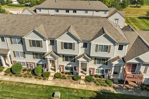 Tiny photo for 1741 Fredericksburg Lane, Aurora, IL 60503 (MLS # 12487941)