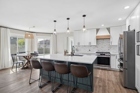 Tiny photo for 19443 Edgebrook Lane, Tinley Park, IL 60487 (MLS # 12620016)