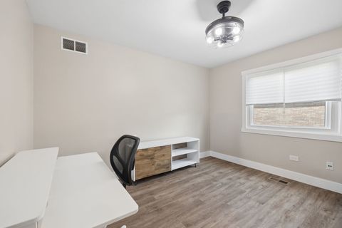 Tiny photo for 19443 Edgebrook Lane, Tinley Park, IL 60487 (MLS # 12620016)