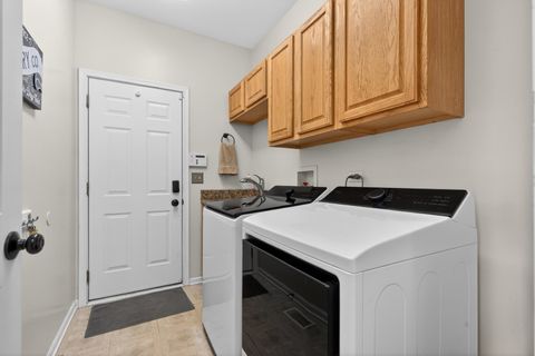 Tiny photo for 941 Par Drive, Algonquin, IL 60102 (MLS # 12649846)