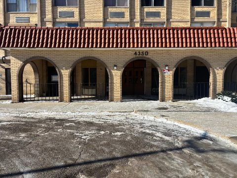 4350 W Ford City Drive B1104 Chicago IL 60652