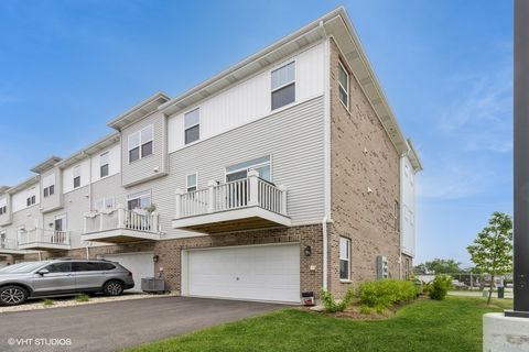 Tiny photo for 1533 Executive Way, Des Plaines, IL 60018 (MLS # 12493671)