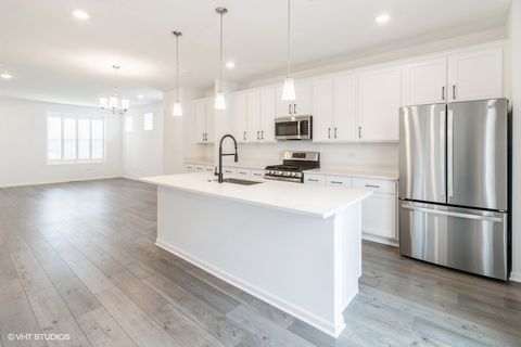 Tiny photo for 1533 Executive Way, Des Plaines, IL 60018 (MLS # 12493671)