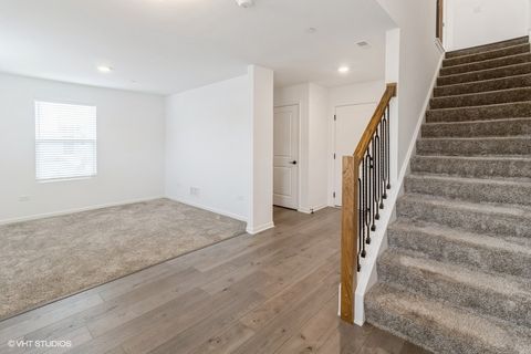 Tiny photo for 1533 Executive Way, Des Plaines, IL 60018 (MLS # 12493671)