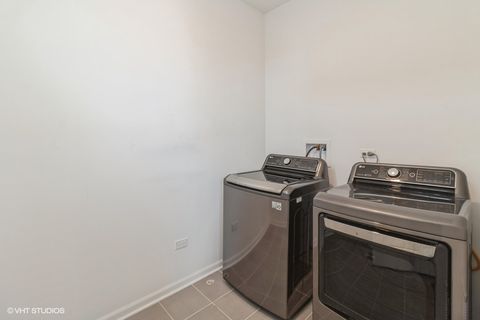 Tiny photo for 1533 Executive Way, Des Plaines, IL 60018 (MLS # 12493671)