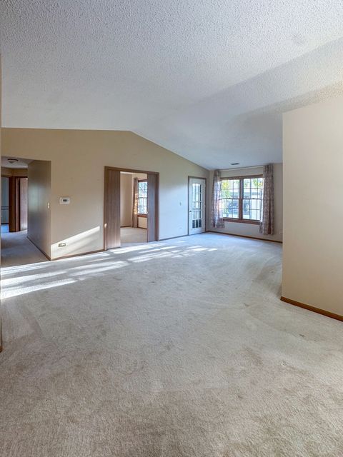 Tiny photo for 316 Carriage Way #D, Bloomingdale, IL 60108 (MLS # 12505718)