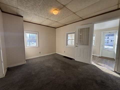 Tiny photo for 412 E Columbia Avenue, Champaign, IL 61820 (MLS # 12619797)