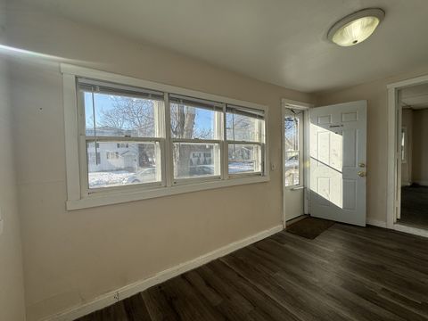 Tiny photo for 412 E Columbia Avenue, Champaign, IL 61820 (MLS # 12619797)