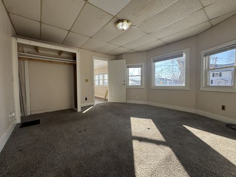 Tiny photo for 412 E Columbia Avenue, Champaign, IL 61820 (MLS # 12619797)