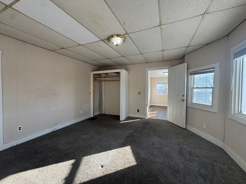 Tiny photo for 412 E Columbia Avenue, Champaign, IL 61820 (MLS # 12619797)