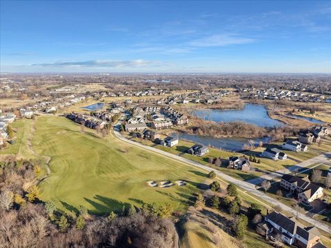 Tiny photo for 82 Open Parkway S, Hawthorn Woods, IL 60047 (MLS # 12512242)