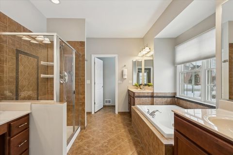 Tiny photo for 82 Open Parkway S, Hawthorn Woods, IL 60047 (MLS # 12512242)