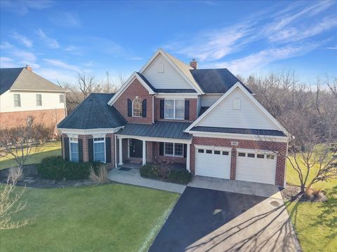 Tiny photo for 82 Open Parkway S, Hawthorn Woods, IL 60047 (MLS # 12512242)