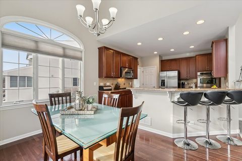 Tiny photo for 82 Open Parkway S, Hawthorn Woods, IL 60047 (MLS # 12512242)