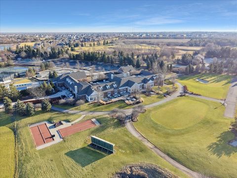 Tiny photo for 82 Open Parkway S, Hawthorn Woods, IL 60047 (MLS # 12512242)