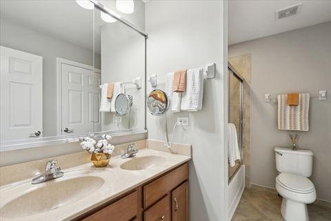 Tiny photo for 82 Open Parkway S, Hawthorn Woods, IL 60047 (MLS # 12512242)