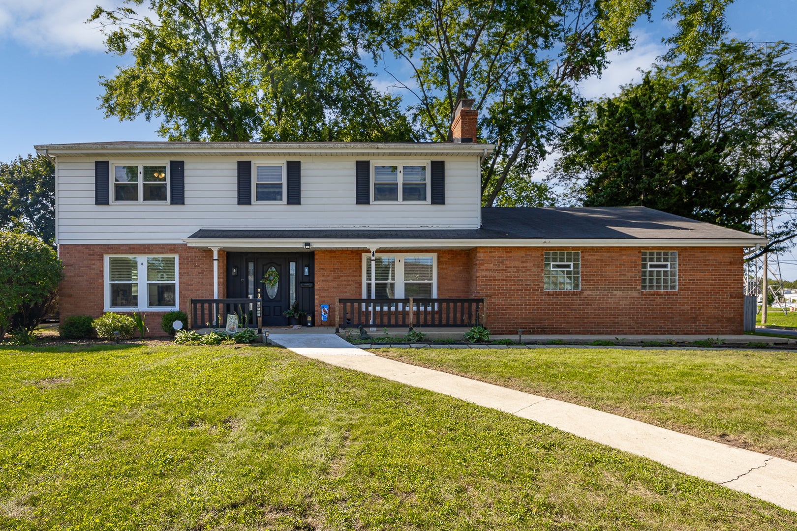 1914 W Acres Road