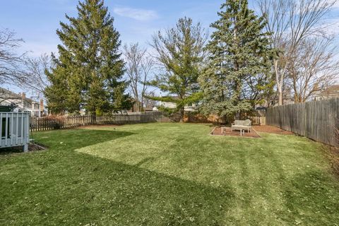 Tiny photo for Gurnee, IL 60031 (MLS # 12583495)