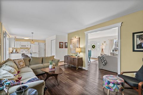 Tiny photo for Gurnee, IL 60031 (MLS # 12583495)