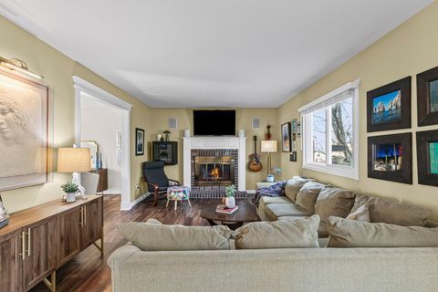 Tiny photo for Gurnee, IL 60031 (MLS # 12583495)