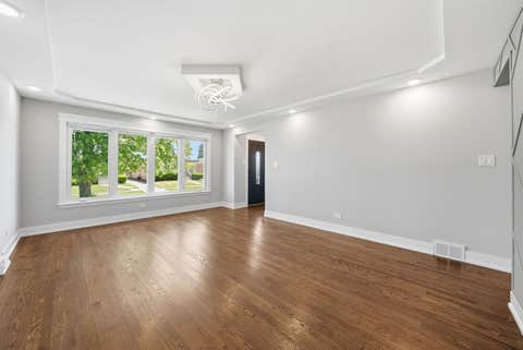 Tiny photo for 530 Bensley Avenue, Calumet City, IL 60409 (MLS # 12664258)