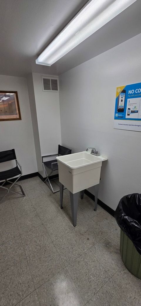 Tiny photo for 450 Raintree Court #2M, Glen Ellyn, IL 60137 (MLS # 12539812)