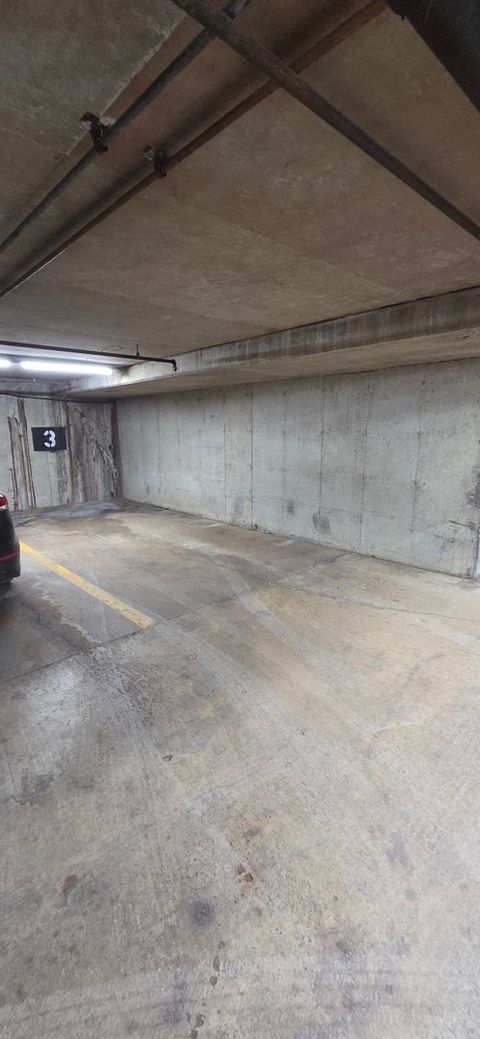 Tiny photo for 450 Raintree Court #2M, Glen Ellyn, IL 60137 (MLS # 12539812)