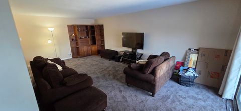 Tiny photo for 450 Raintree Court #2M, Glen Ellyn, IL 60137 (MLS # 12539812)