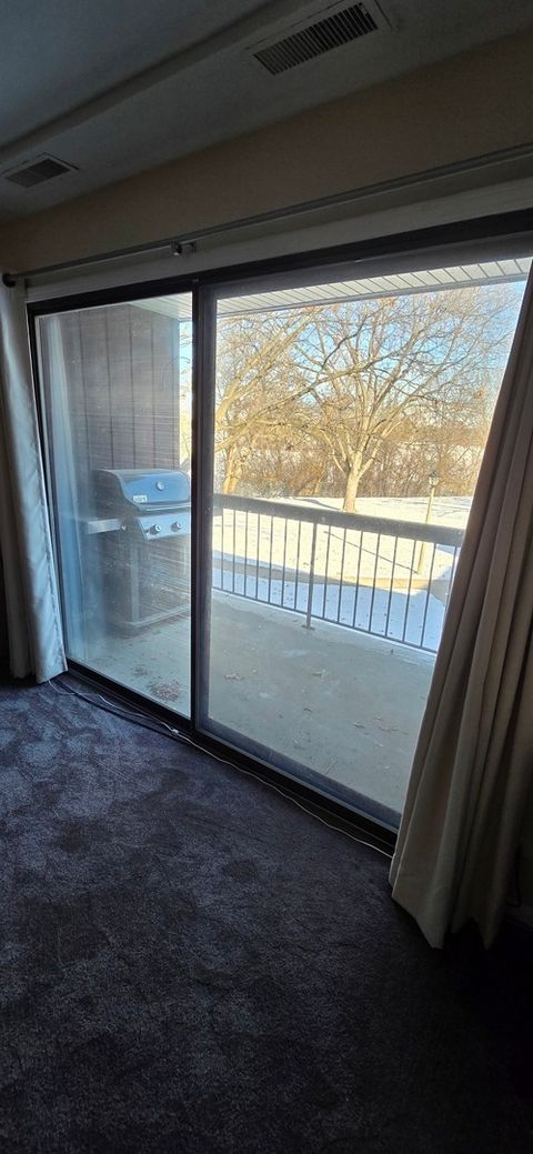 Tiny photo for 450 Raintree Court #2M, Glen Ellyn, IL 60137 (MLS # 12539812)