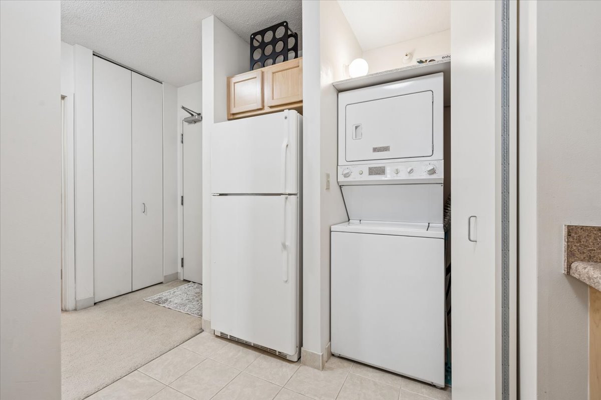 222 N Columbus Drive 508