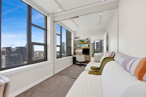 Tiny photo for 200 N Jefferson Street #2301, Chicago, IL 60661 (MLS # 12620975)