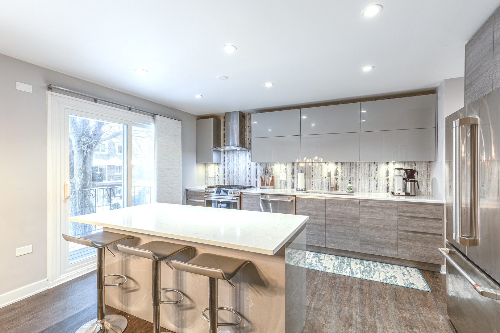 1866 Old Willow Road