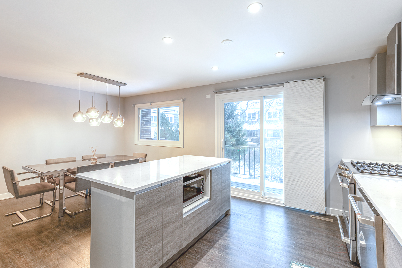 1866 Old Willow Road