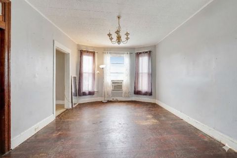 Tiny photo for 5421 N Ashland Avenue, Chicago, IL 60640 (MLS # 12593879)