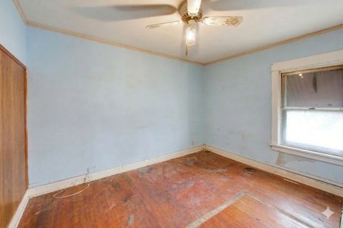 Tiny photo for 5421 N Ashland Avenue, Chicago, IL 60640 (MLS # 12593879)