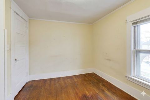 Tiny photo for 5421 N Ashland Avenue, Chicago, IL 60640 (MLS # 12593879)